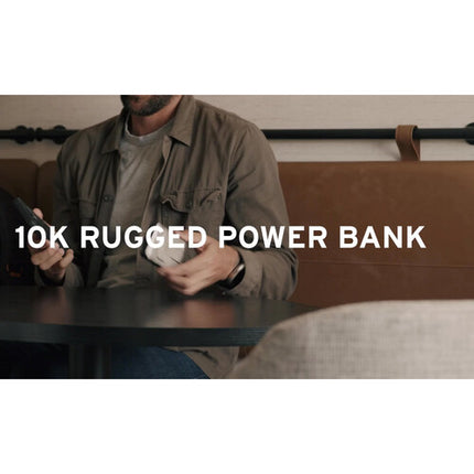 Urban Armor Gear SRGE Power Bank Rugged 10000mAh Carga Rápida 20W