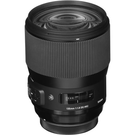 Sigma 135mm f1.8 DG HSM Art Lente para Nikon F Refurbished con Parasol y Estuche