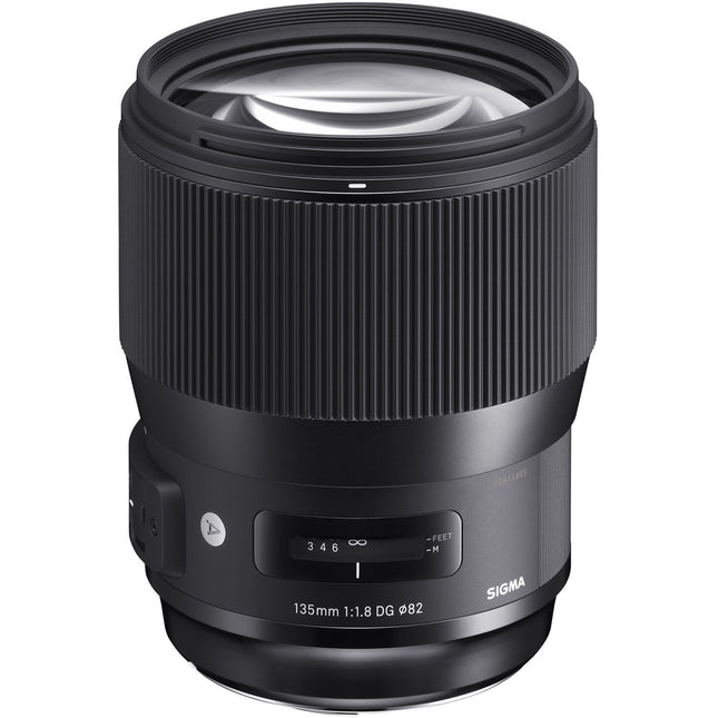Sigma 135mm f1.8 DG HSM Art Lente para Nikon F Refurbished con Parasol y Estuche