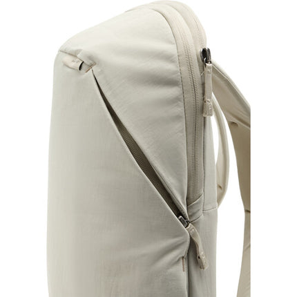 Peak Design City Backpack Mochila Urbana 15L con Compartimentos para Laptop y Tablet Resistente al Agua
