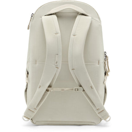 Peak Design City Backpack Moon 22L Mochila Resistente al Clima con Bolsillos para Laptop y Tablet