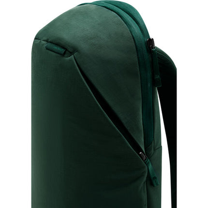 Peak Design City Backpack Cypress 15L Mochila Resistente para Laptop 14" y Tablet 12
