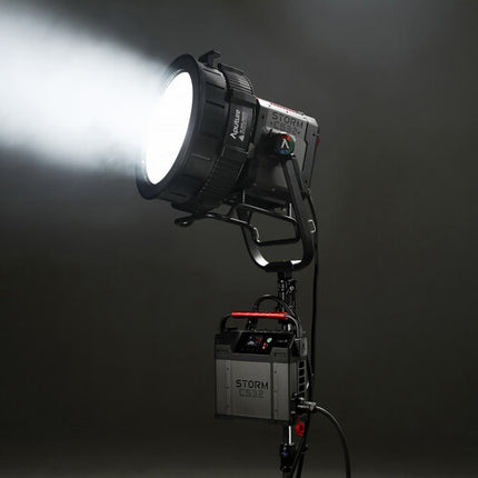 Aputure STORM CS32 Luz LED Monolight 1800-20000K 106000 Lux IP65