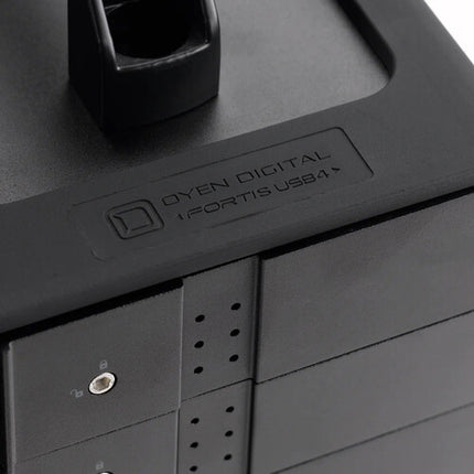 Oyen Digital 30TB Fortis USB4 Caja de Discos Externa 5 Bahías 6TB SATA III