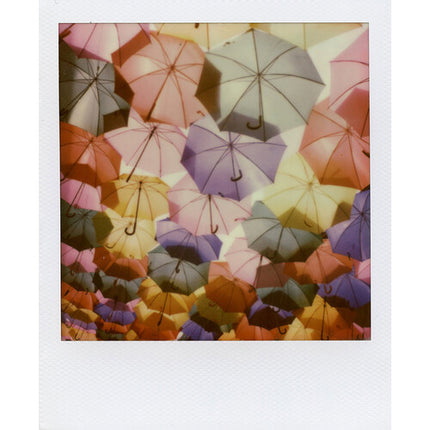 Polaroid Color 600 Kit de Película Instantánea 24 Exposiciones ISO 640 y Marcos Dobles