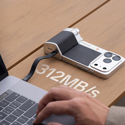 PGYTECH RetroVa Kit Lente Telefoto 4X para iPhone 17 y 18 Pro Max Graphite Black