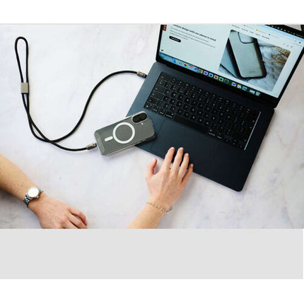 QDOS PowerLoop Cable USB-C 2.0 60W 3.9' Blanco con Lanyard y Mosquetón
