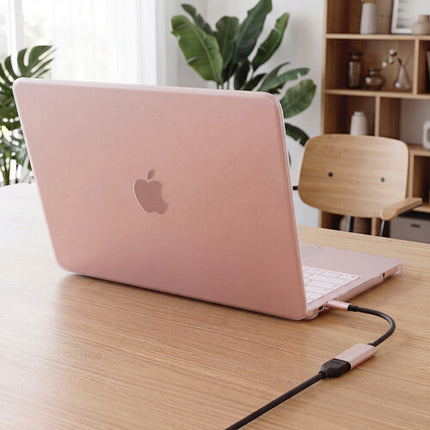 QDOS Essential Pack para MacBook Neo 13" con Adaptador USB-C HDMI Blush