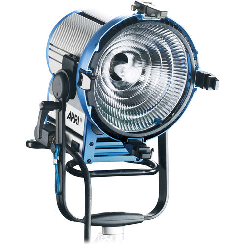 ARRI M18 HMI Kit Iluminación 16.8 Pulgadas 1200 Hz con Balasto Electrónico