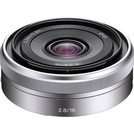 Sony E 16mm f/2.8 Lente APS-C Compacta con Filtro UV 49mm y Kit de Limpieza