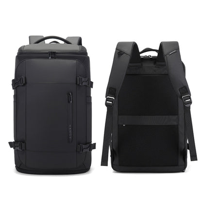 BANGE BG-3029 Bolso Deportivo Con Separación Seco Húmedo