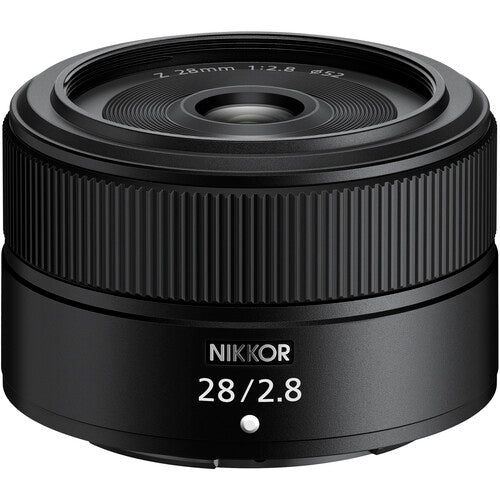 Nikon NIKKOR Z 28mm f/2.8 Lente con Filtro UV 52mm Kit Profesional
