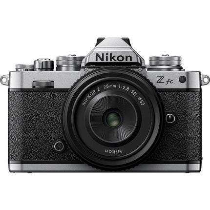 Nikon Zfc Cámara Sin Espejo 20.9MP 4K con Lente 28mm f/2.8 y Kit Street-Travel